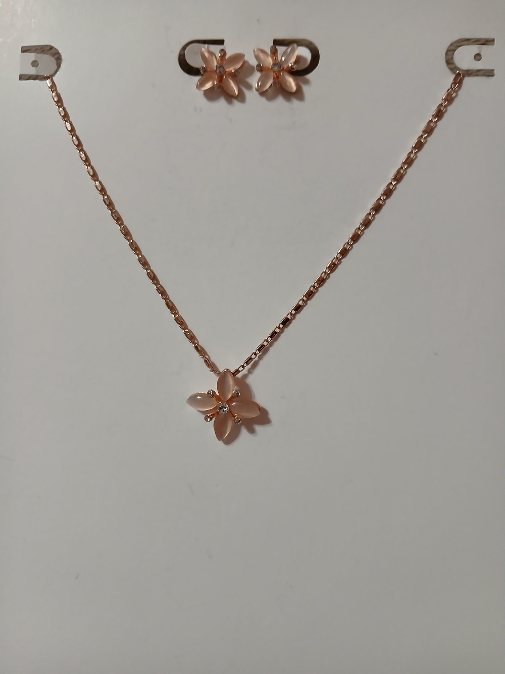 Rose Gold Flower Pendant Necklace and Stud Earrings Set